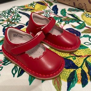 L’Amour Joy Classic Red Leather T-strap Mary Jane, Size 4, BRAND NEW!